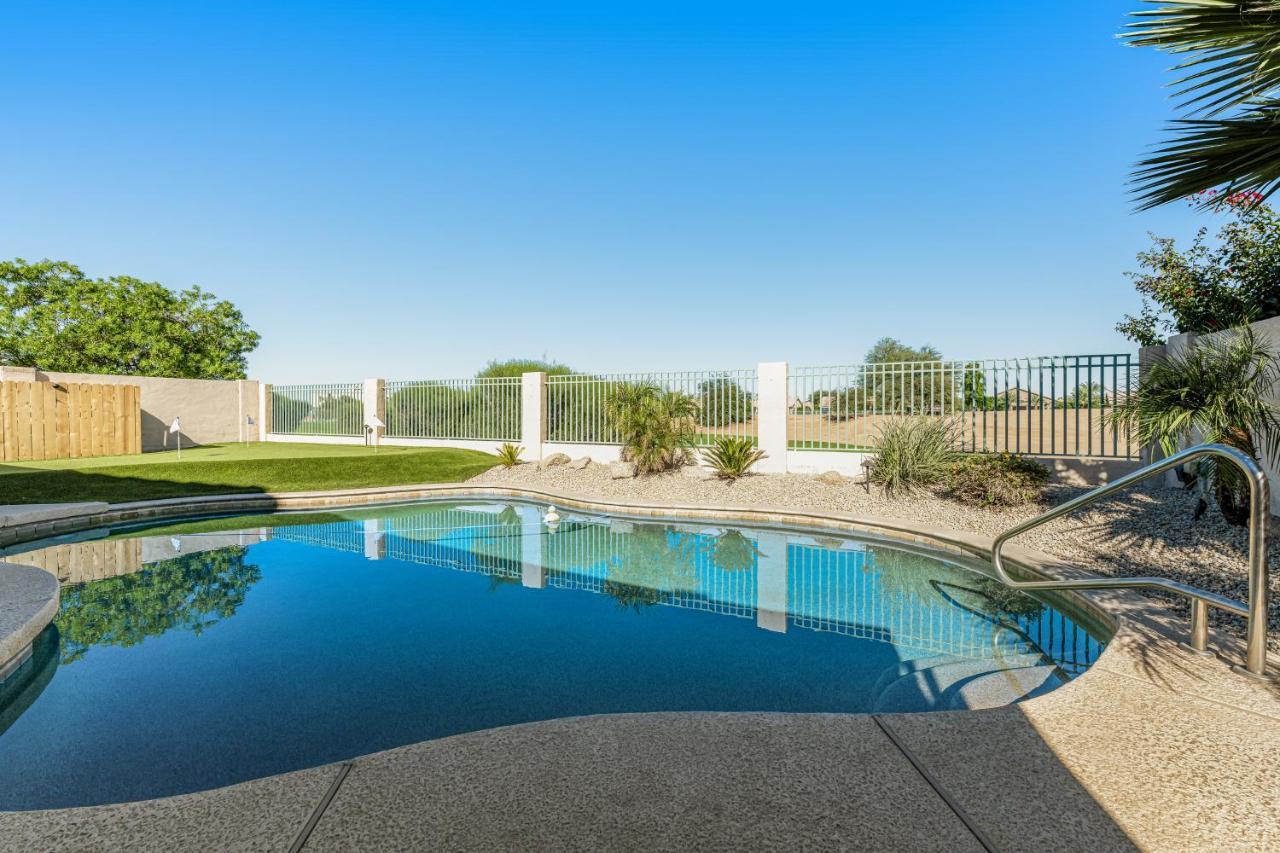 Pura Vida Villa Goodyear Exterior photo